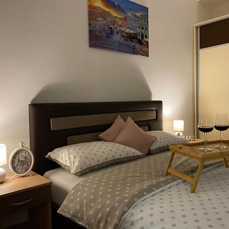 Apartman Ns Dan Centar Новий Сад Екстер'єр фото