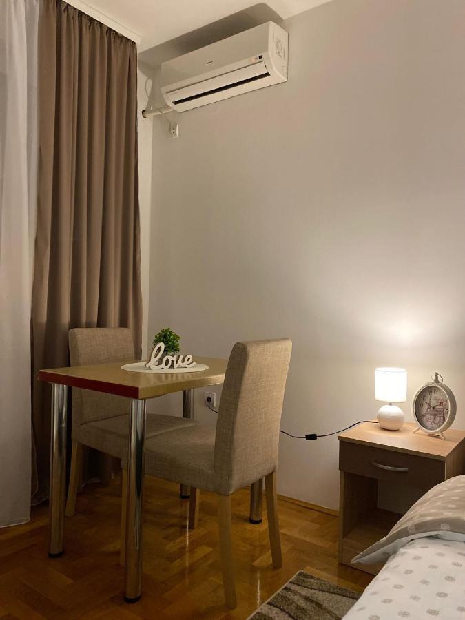 Apartman Ns Dan Centar Новий Сад Екстер'єр фото