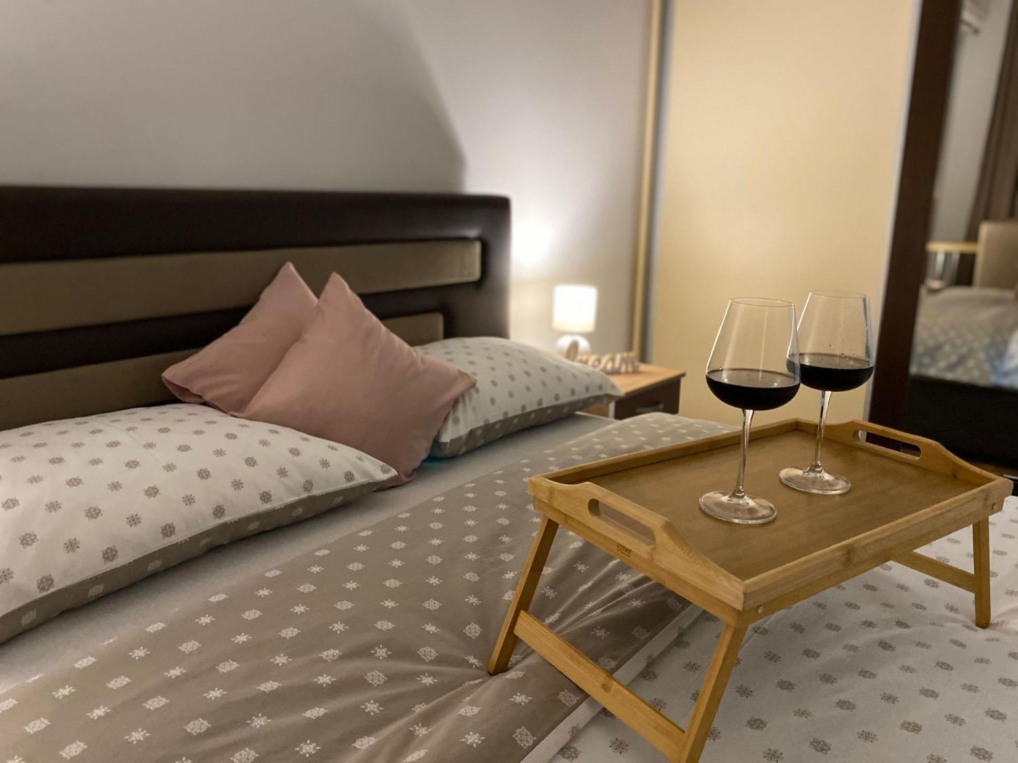 Apartman Ns Dan Centar Новий Сад Екстер'єр фото